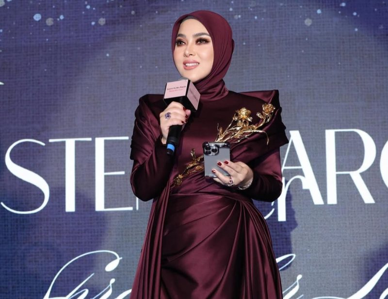 Syahrini klaim dapat penghargaan dari UNESCO lewat aksi kemanusiaan.(Foto: instagram/princessyahrini)