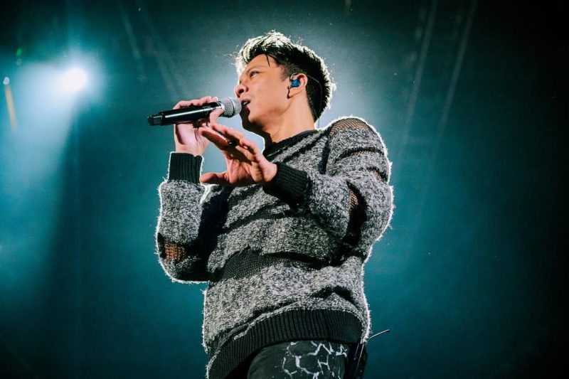 Peterpan kembali ke panggung tanpa Ariel.(Foto: instagram/@arielnoah)