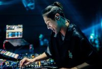 DJ Panda Tampil Enerjik di Panggung, Pukau Penonton dengan Aksi Memukau.(Foto: instagram/@djpanda_official)