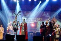 Final Bujang Dara Gawai Sintang 2025: Jeffray Edward Dorong Pemuda Dayak Berwawasan Luas