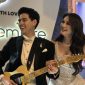Luna Maya dan Maxime Bouttier Tampil Mesra di Resepsi, Gaun Glamor & Gitaran Romantis.(Foto: instagram/@lunamaya)