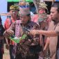 Ritual Adat Muja Puyang Gana Buka PGD Sintang 2025, Simbol Restu Leluhur.(Foto: Kominfo Sintang)