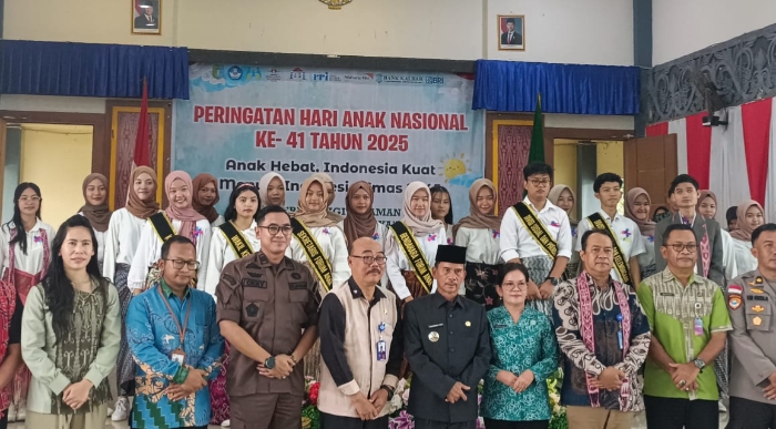 Hari Anak Nasional 2025 di Sintang, Dorong Kreativitas dan Literasi Digital Anak