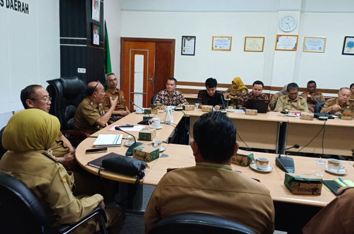 Entry Meeting yang berlangsung di Ruang Rapat Sekretaris Daerah Kabupaten Sintang