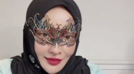 Pengakuan Dokter Samira di Sidang Nikita Mirzani: Glafidsya Overclaim & Overprice.(Foto: instagram/@dokterdetektifreal)