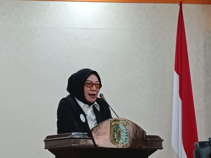 Rini Saparianingsih, Ketua Forum Komunikasi Partisipasi Publik untuk Kesejahteraan Perempuan dan Anak (PUSPA).(Foto: Kominfo Sintang)