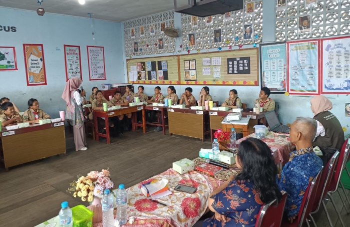 Kominfo dan Read Aloud Sintang Dorong Literasi Digital di SMP Panca Setya 1