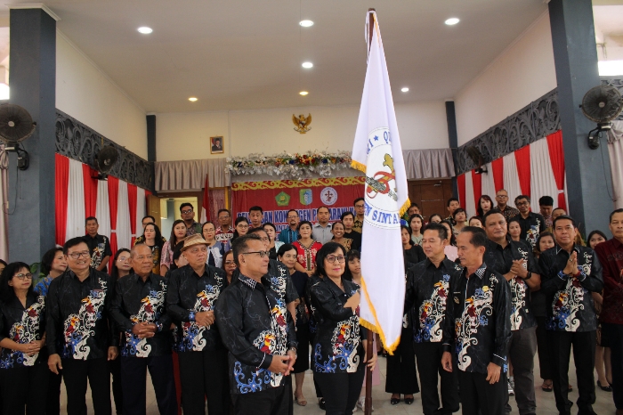 Bupati Sintang Lepas Kontingen Pesparani 2025 ke Pontianak: Wujud Iman dan Persaudaraan