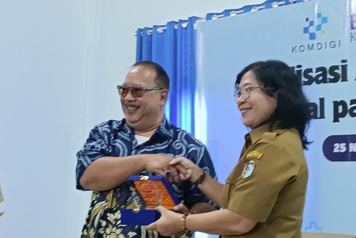 Akselerasi Transformasi Digital Kesehatan: Dinkes Sintang Gelar Sosialisasi di Puskesmas Tempunak.(Foto: Kominfo Sintang)