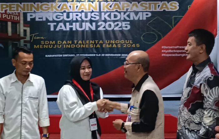 Sekda Sintang Buka Pelatihan Koperasi Merah Putih Angkatan VI, Dorong Penguatan SDM dan Kemitraan Desa.(Foto: Kominfo Sintang)