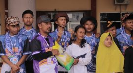 Hari Keempat Raida 2025 Kalbar: Peserta Bagikan 28 Paket Sembako kepada Warga Pra-Sejahtera di Sintang.(Foto: Kominfo Sintang)