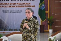 Ketua Tim Penyusun Studi Kelayakan Pendirian Politeknik Negeri Sintang, Prof. Thamrin Usman.(Kominfo Sintang)