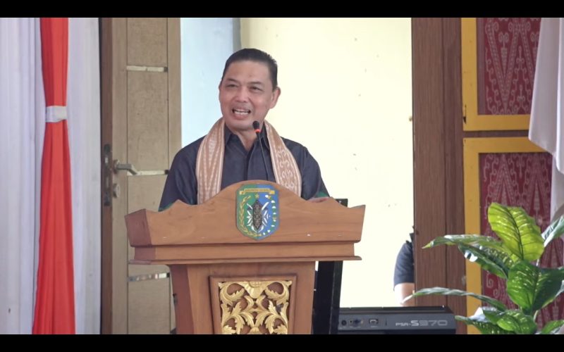 Gubernur Kalimantan Barat, H. Ria Norsan.(Kominfo Sintang)