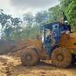 Alat Berat Dikerahkan untuk Bersihkan Material Longsor, Akses Jalan Mulai Dibuka Bertahap Medan - Aceh.(Foto: bnpb.go.id)