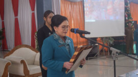 Ketua Tim Penggerak PKK Kabupaten Sintang, Ny. Hermina Bala