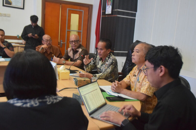 Harga Gas Subsidi Tembus Rp45 Ribu, Bupati Sintang Tegur Agen LPG 3 Kg