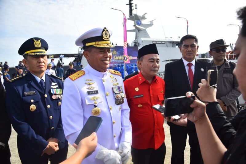 Komandan Kodaeral XII, Laksamana Muda TNI Sawa, S.E., M.M., CIQaR.,