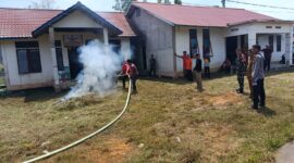 Sinergi TNI-Polri dan Pemerintah Desa Tingkatkan Kesiapsiagaan Hadapi Kebakaran