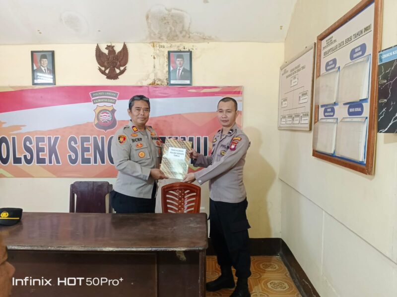 Anev Kinerja Polsek Sengah Temila, Kapolsek Tekankan Disiplin dan Dukungan Ketahanan Pangan