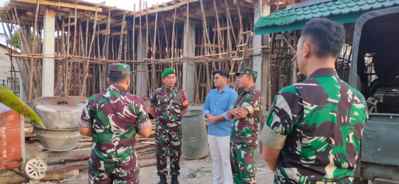 Danrem 121/Abw Tinjau Langsung Pembangunan Markas Koramil Jongkat