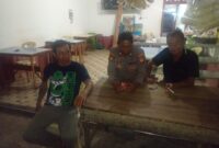 Patroli Malam Polsek Mandor, Polisi Ajak Warga Jaga Keamanan Lingkungan