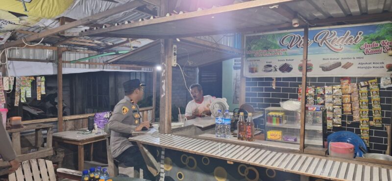 Polsek Muara Pawan Tingkatkan Kamtibmas Lewat Patroli Dialogis di Ketapang