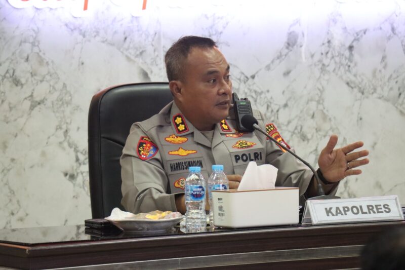 Kapolres Melawi, AKBP Harris Batara Simbolon, S.I.K., S.H., M.Tr.Opsla,
