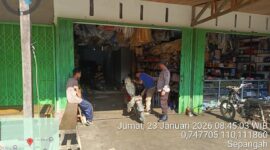 Polisi Air Besar Sambangi Bengkel Saat Patroli Siang, Sampaikan Imbauan Kamtibmas