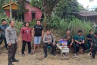 Ciptakan Wilayah Kondusif, Personel Polsek Ngabang Turun Langsung ke Warga