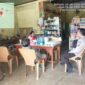 Silaturahmi di Warung Warga, Polsek Meranti Sampaikan Pesan Kamtibmas