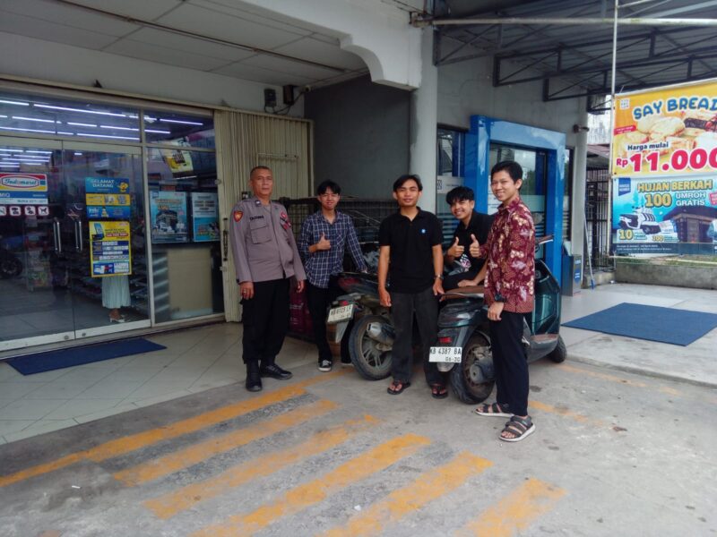 Amankan Aktivitas Warga, Polsek Mandor Gelar Patroli Siang Hari