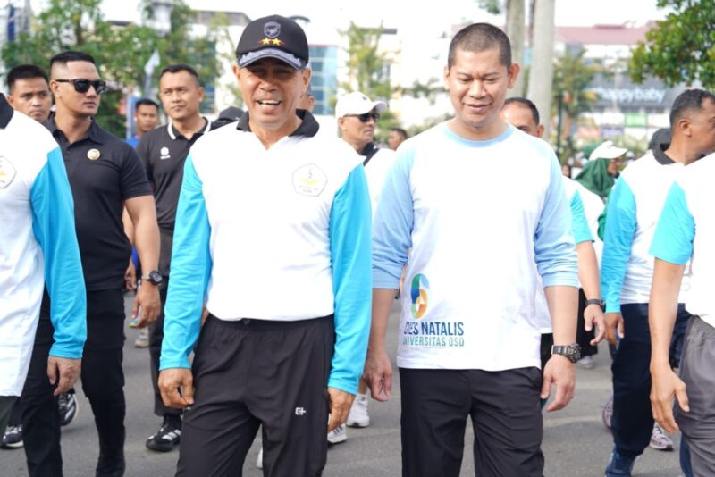 Pangdam XII/Tanjungpura Ikut Jalan Santai Dies Natalis ke-6 Universitas OSO Pontianak