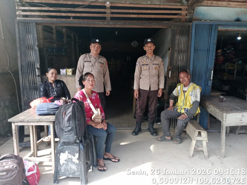 Polsek Menyuke Laksanakan Patroli Siang, Tingkatkan Keamanan dan Kedekatan Warga