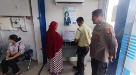 Polsek Mandor Lakukan Patroli ke Bank, Tingkatkan Rasa Aman Warga Saat Beraktivitas