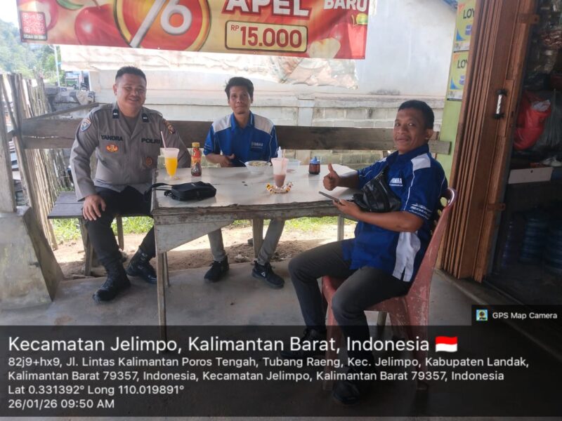Patroli Dialogis Polsubsektor Jelimpo, Polisi Sambangi Warga Tingkatkan Keamanan