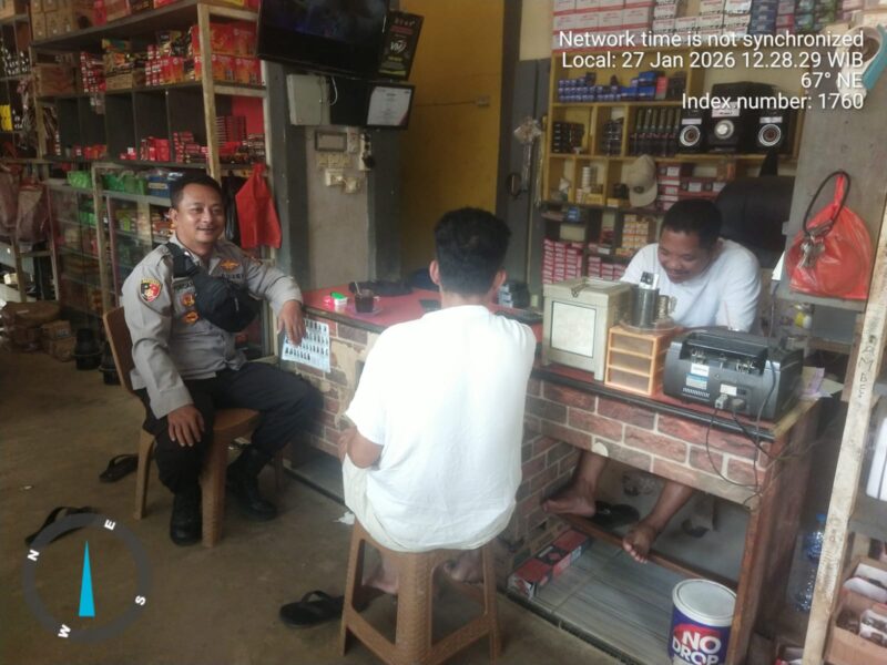 Polsek Meranti Aktif Patroli Siang, Ajak Warga Jaga Ketertiban Lingkungan
