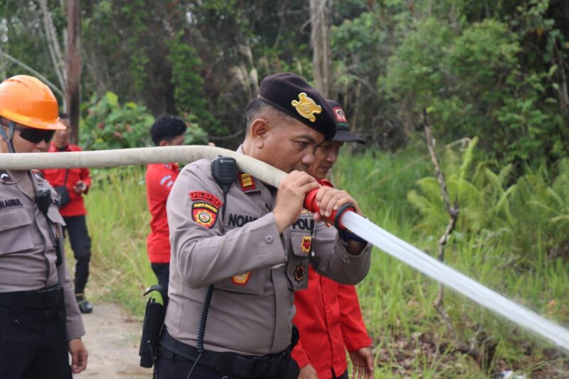 Polres Melawi dan Manggala Agni Gelar Simulasi Pemadaman Karhutla, Siaga Hadapi Musim Kering