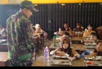 Distribusi Makanan Bergizi untuk Pelajar Sambas, Didampingi Koramil 06/Selakau