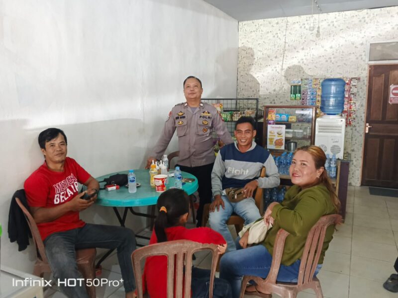 Patroli Humanis Polsek Sengah Temila, Warga Diingatkan Waspada Kejahatan