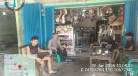 Patroli Siang di Bengkel, Polsek Air Besar Imbau Warga Waspada Kriminalitas