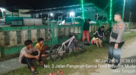 Polsek Ngabang Tingkatkan Patroli Malam Demi Tekan Kriminalitas Wilayah