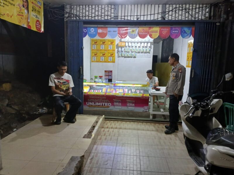 Patroli Preventif Polsek Mandor, Pemilik County HP Diminta Tingkatkan Keamanan