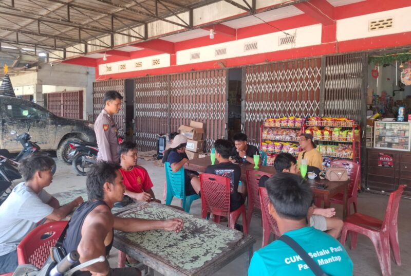 Polsek Kuala Behe Laksanakan Patroli Kamtibmas, Sambangi Pertokoan dan Objek Vital