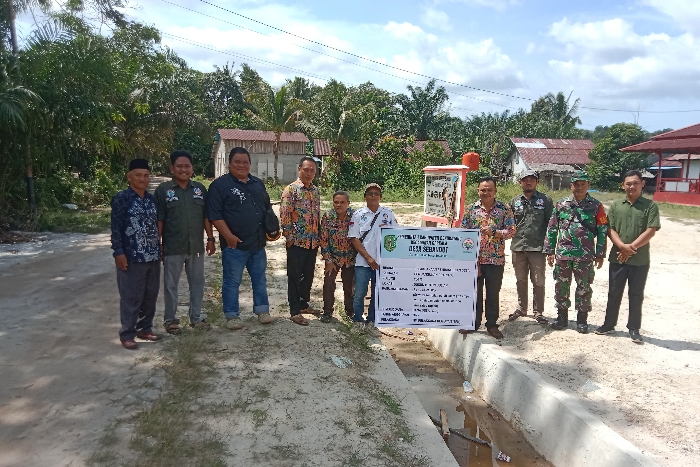 Babinsa Kodim 1209 Bengkayang Dampingi Evaluasi Pembangunan Drainase dan Box Culvert