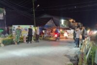 Cegah Gangguan Kamtibmas, Koramil Pemangkat dan Polsek Semparuk Gelar Patroli Gabungan