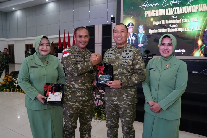 Danrem 121/Abw Bersama Jajaran Kodam Hadiri Pengantaran Pangdam XII/Tanjungpura