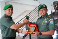 Prosesi Penyerahan Jabatan Aslog Kasdam XII/Tanjungpura Dipimpin Pangdam