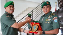 Prosesi Penyerahan Jabatan Aslog Kasdam XII/Tanjungpura Dipimpin Pangdam