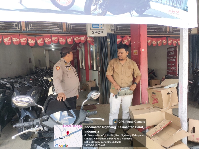 Polsek Ngabang Tingkatkan Patroli Siang Hari Demi Keamanan Kota