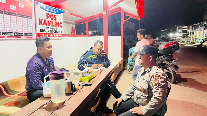 Satbinmas Polres Melawi Gelar Pembinaan Pos Satkamling di Desa Paal, Baru, dan Sidomulyo